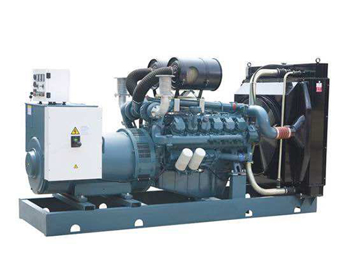 640KW斗山柴油發(fā)電機(jī)組